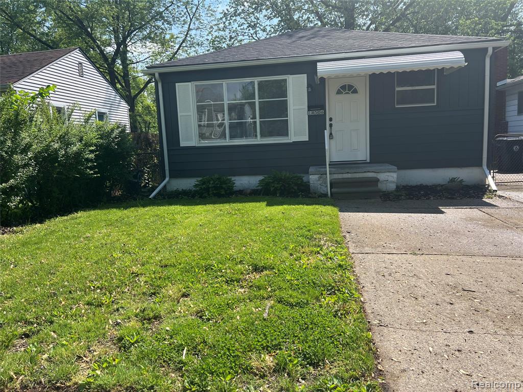 18506 Wakenden, Redford, MI 48240 — Photo 2