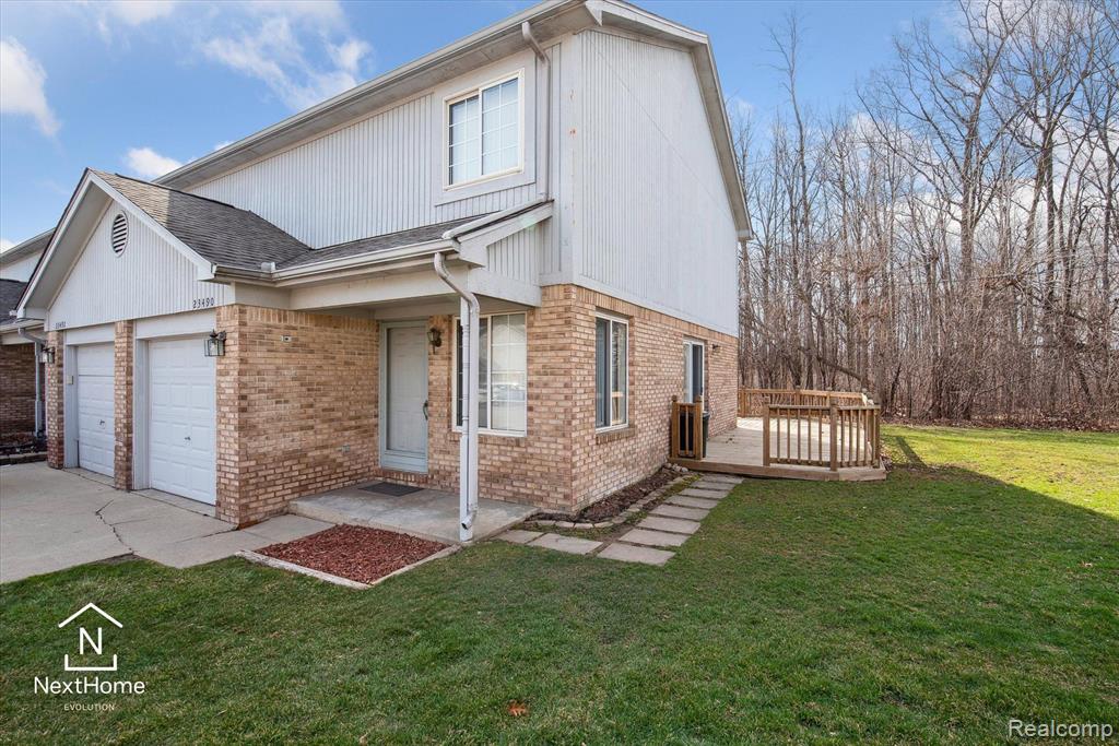 23490 READING, Trenton, MI 48183 — Photo 2