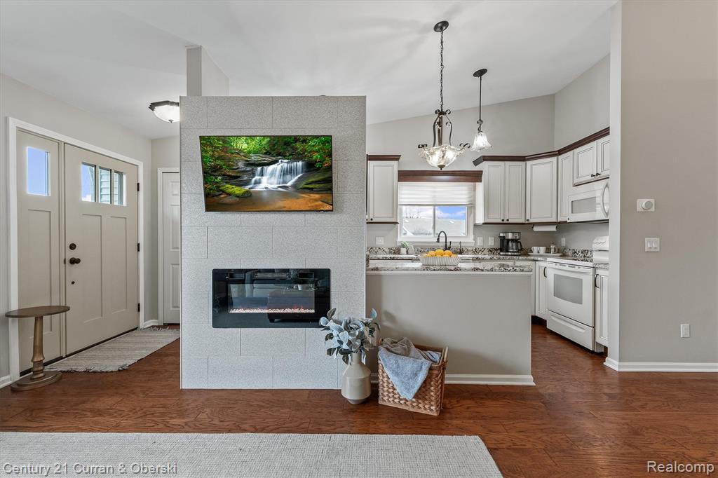62401 Raleigh Court, 1, South Lyon, MI 48178 — Photo 16