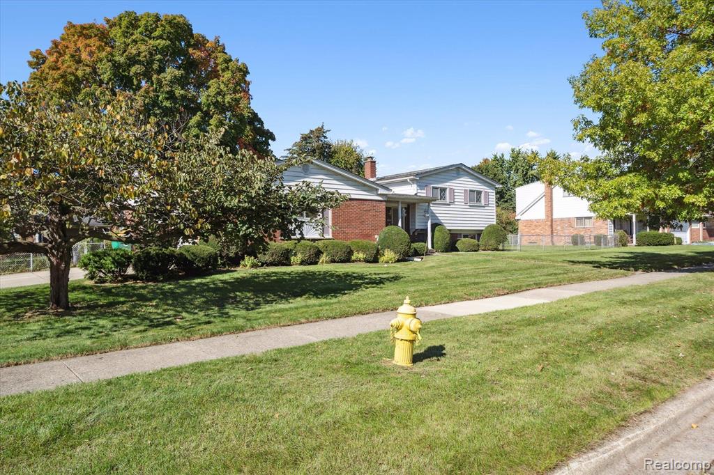 862 JUNEAU Road, Ypsilanti, MI 48198 — Photo 4