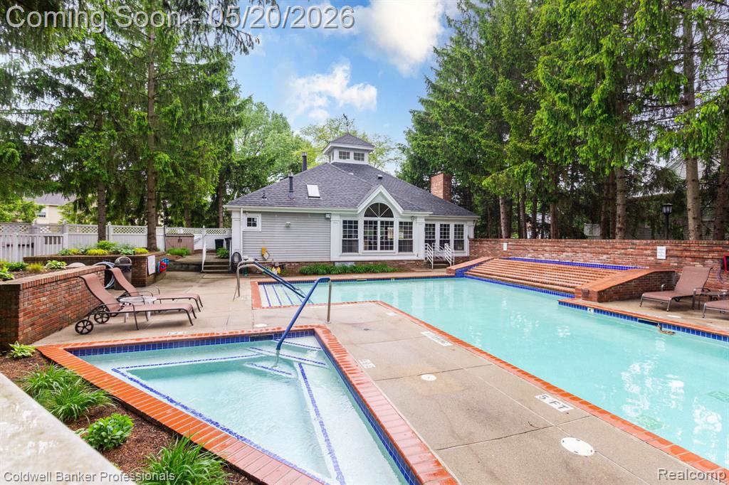 1093 Fairways Boulevard, Troy, MI 48085 — Photo 37
