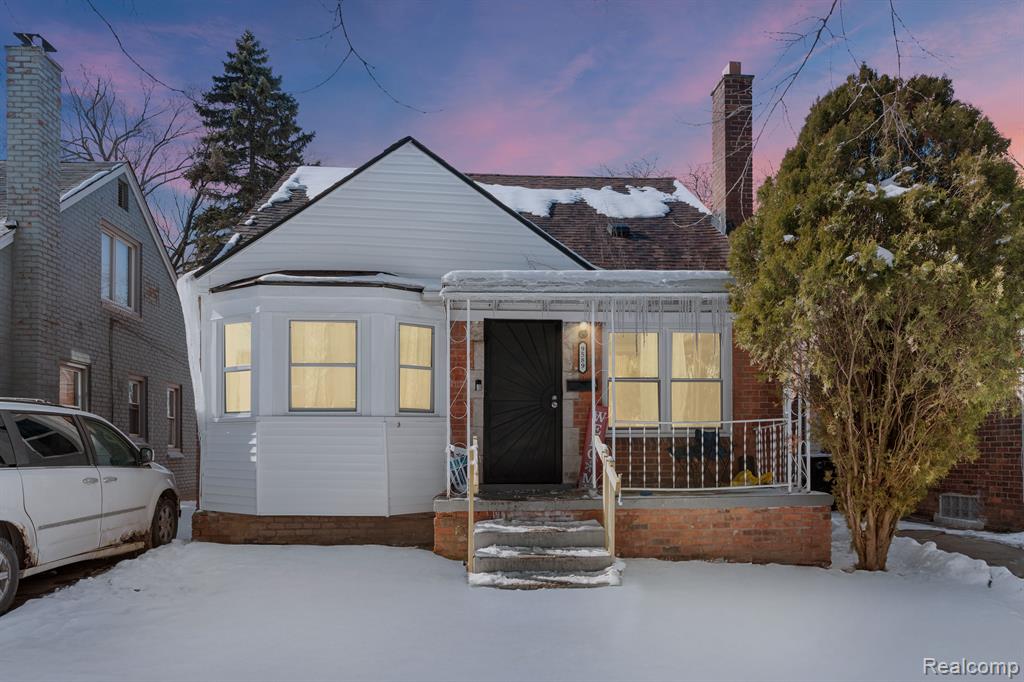 9589 MANSFIELD Street, Detroit, MI 48227 — Photo 2