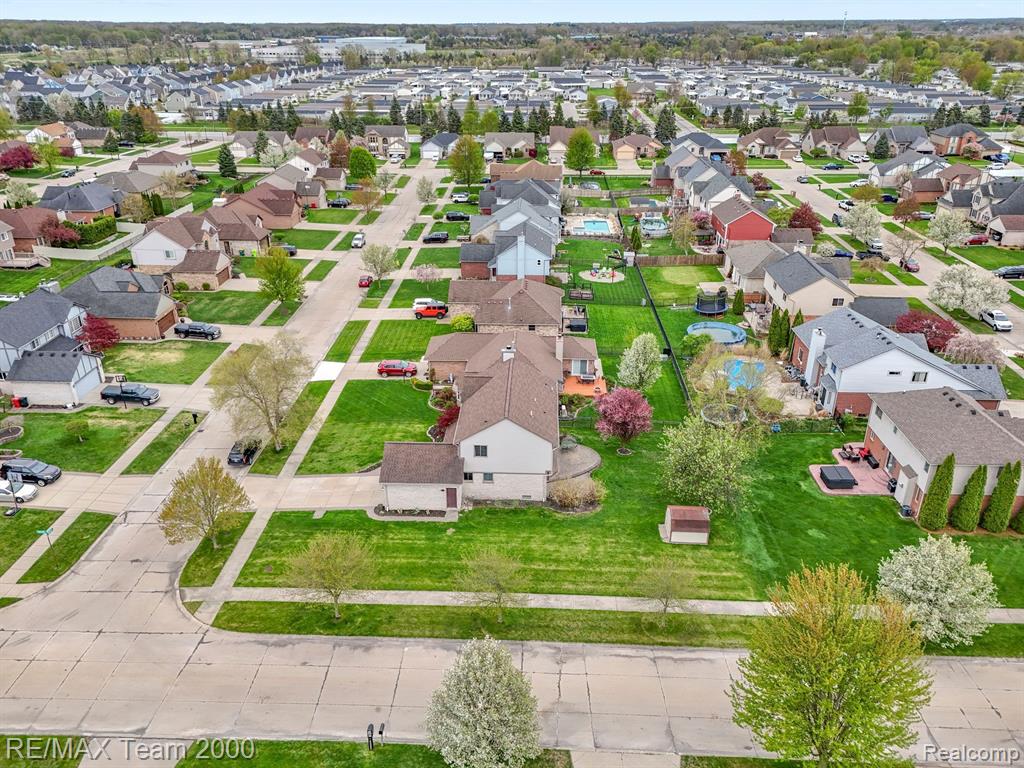 53095 WINDHAM Drive, Chesterfield, MI — Photo 53