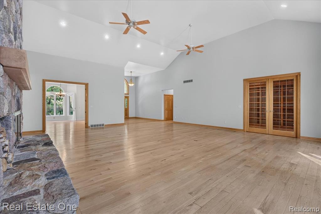 425 Courtney Road, Leonard, MI 48367 — Photo 14