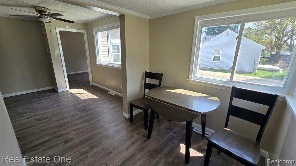 3148 Woodlawn Street, Commerce Twp, MI 48390 — Photo 15