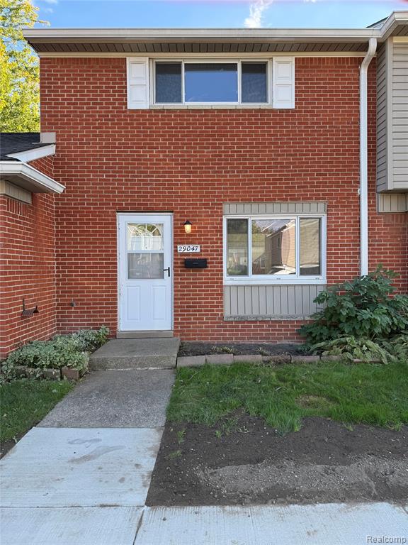 29047 Manchester Street, 83, Westland, MI — front exterior
