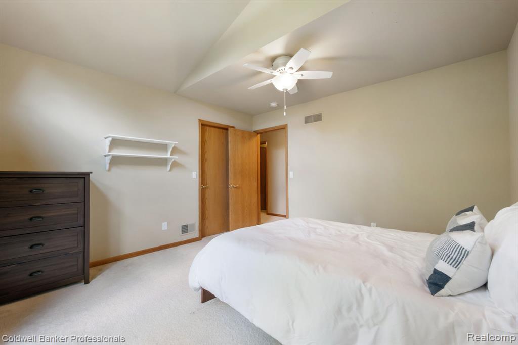 49906 Fuller Court, Plymouth, MI 48170 — Photo 39