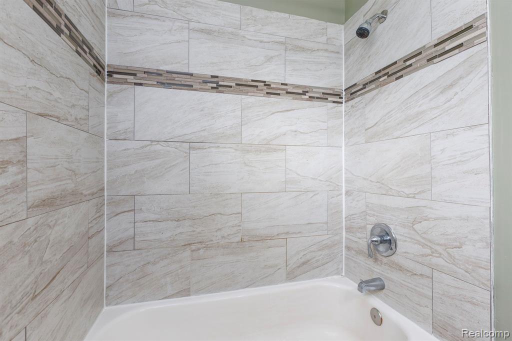 5500 Devonshire Road, Detroit, MI 48224 — Photo 14