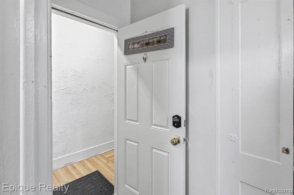 585 Southfield Road, Lincoln Park, MI 48146 — Photo 13