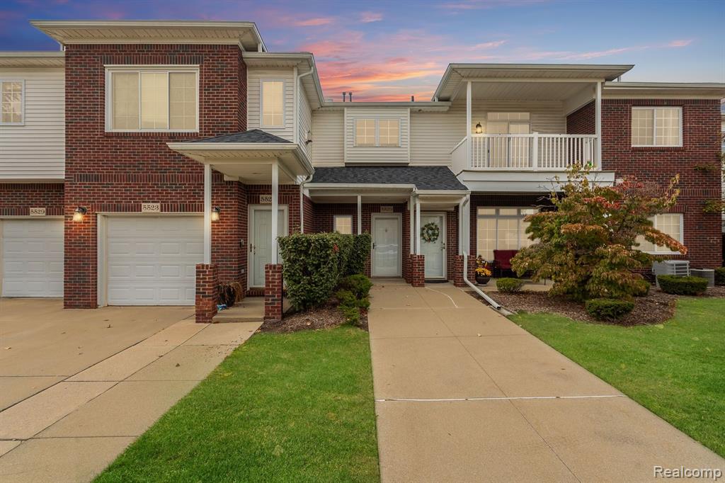 5529 TWIN OAKS Drive, Sterling Heights, MI 48314 — front exterior