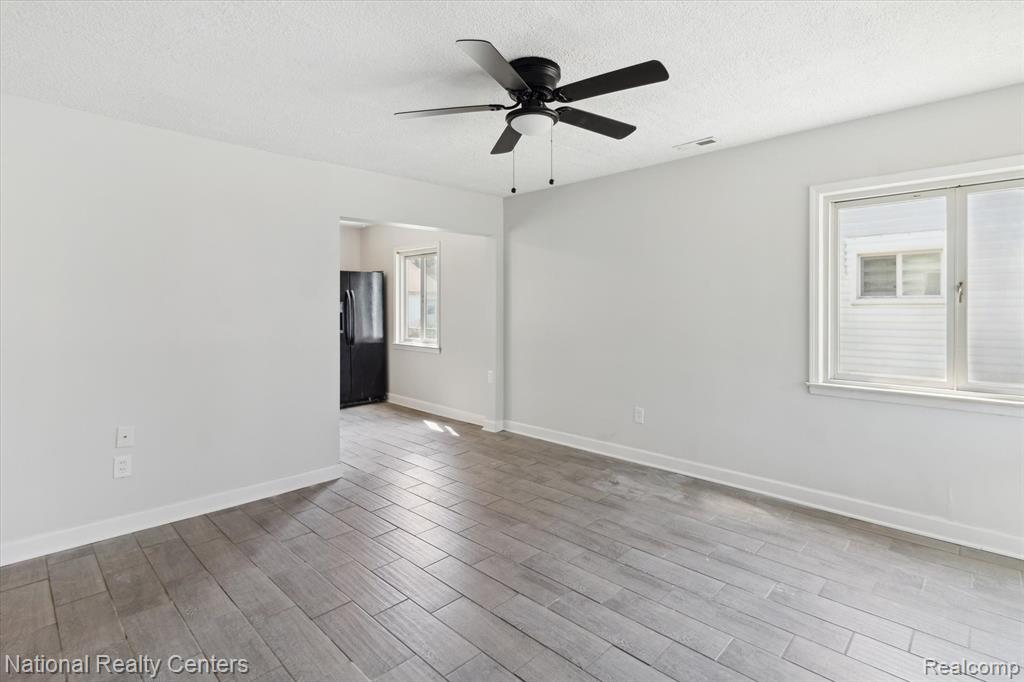 6224 Gilman Street, Garden City, MI — Photo 5