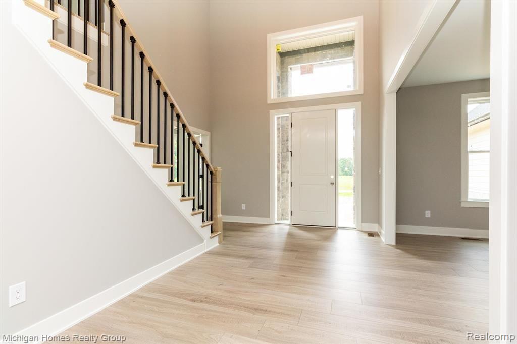 2910 LOON Drive, Wixom, MI 48393 — Photo 85