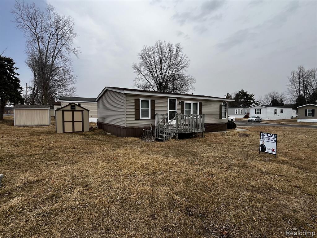 7001 BRIDES BAY Court, Ira, MI — Photo 2