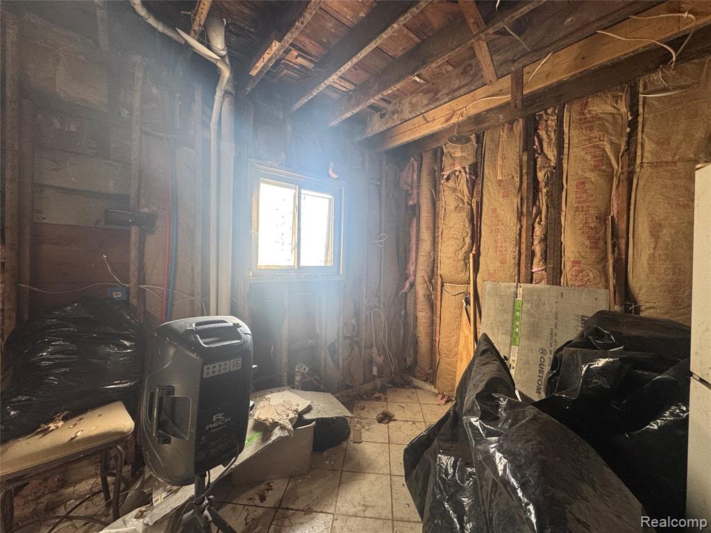5865 Seneca Street, Detroit, MI 48213 — Photo 8