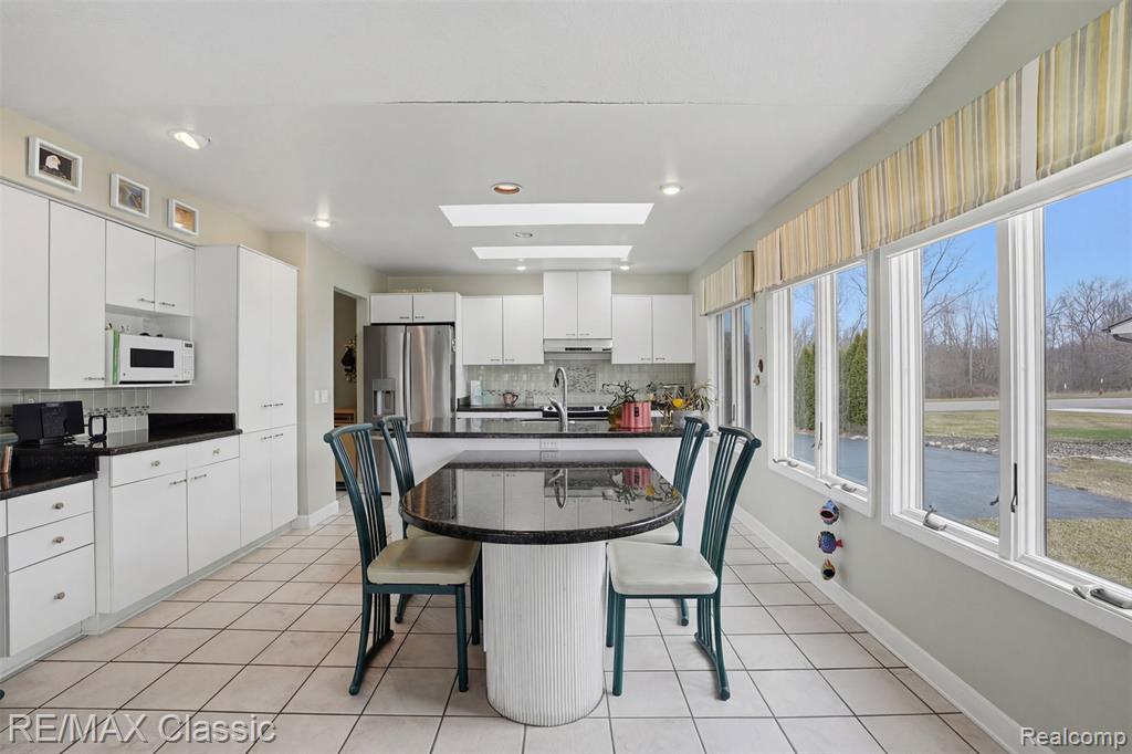 4871 Winewood Lane, Commerce Twp, MI 48382 — Photo 20