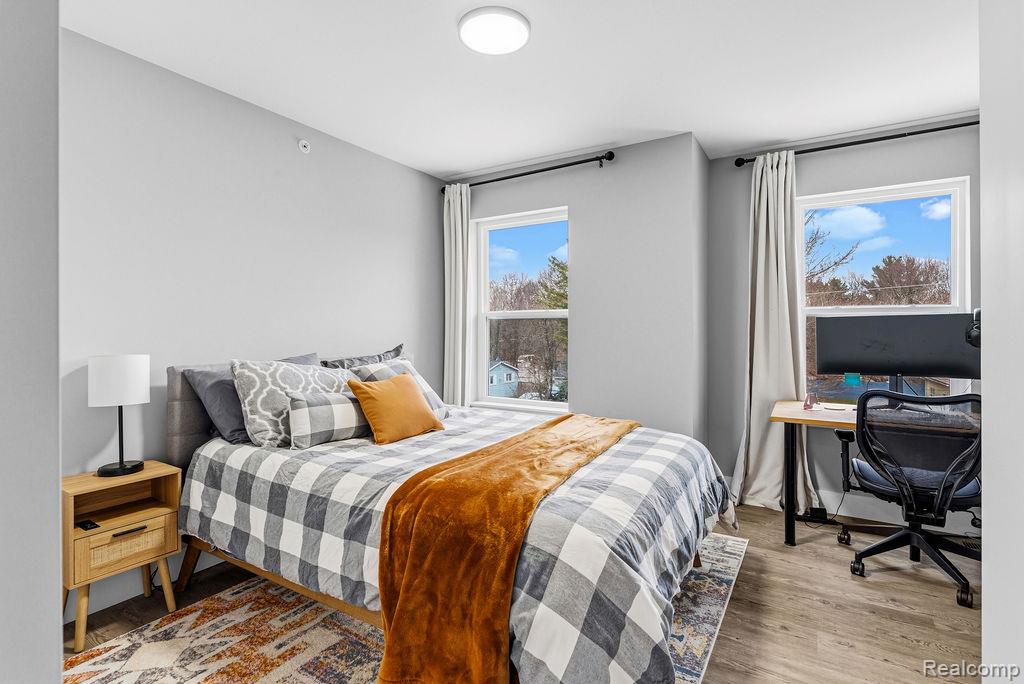 202 Oakwood Street, Holly, MI 48442 — Photo 24