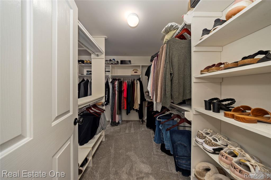 6210 Orchard Woods Drive, West Bloomfield, MI 48324 — Photo 36