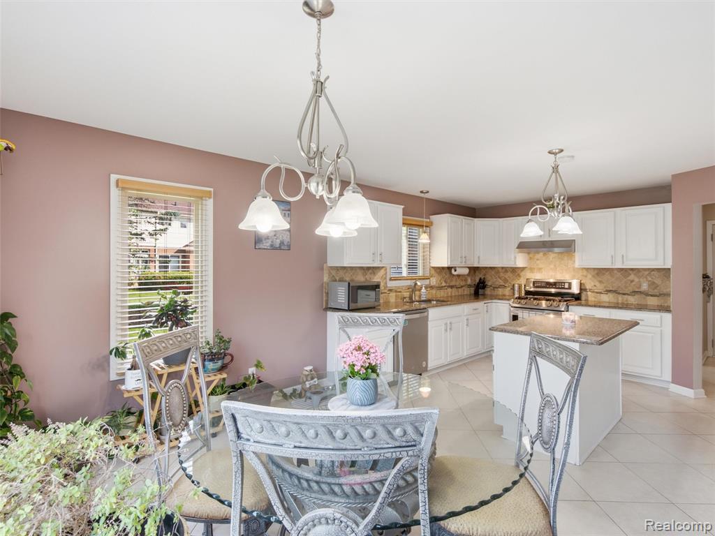 48507 Montelepre Drive, Utica, MI 48315 — Photo 24