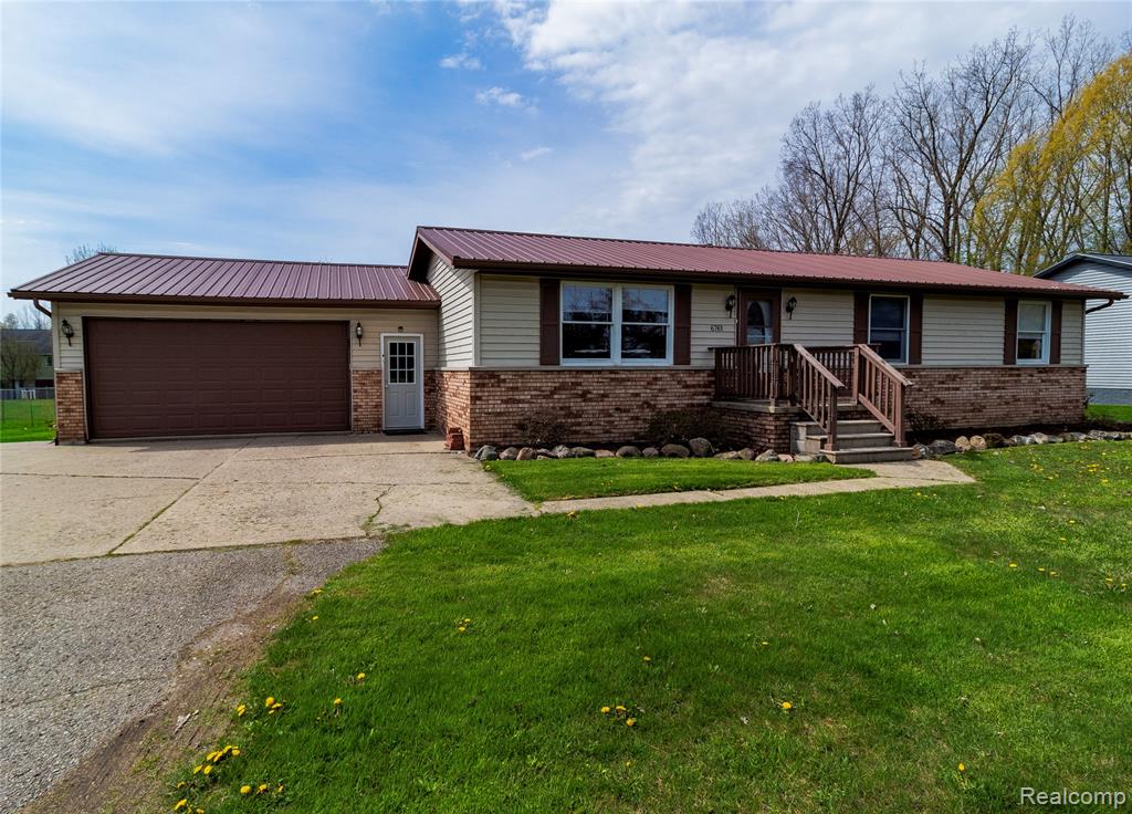 6761 Lorraine Street, Marlette, MI 48453 — Photo 2