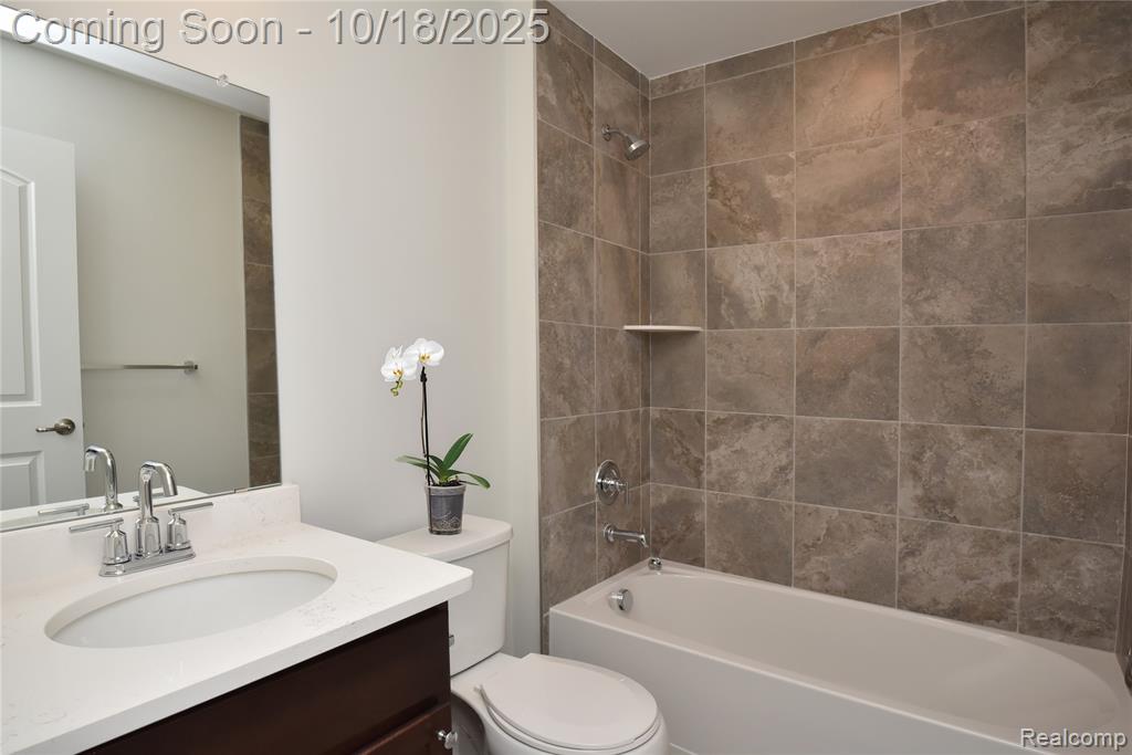 756 Huntley Lane, Troy, MI 48085 — Photo 24