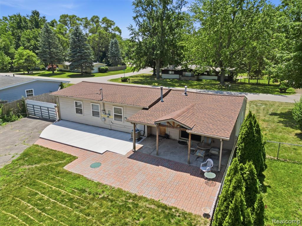 6271 Stephen, Brighton, MI 48116 — Photo 25
