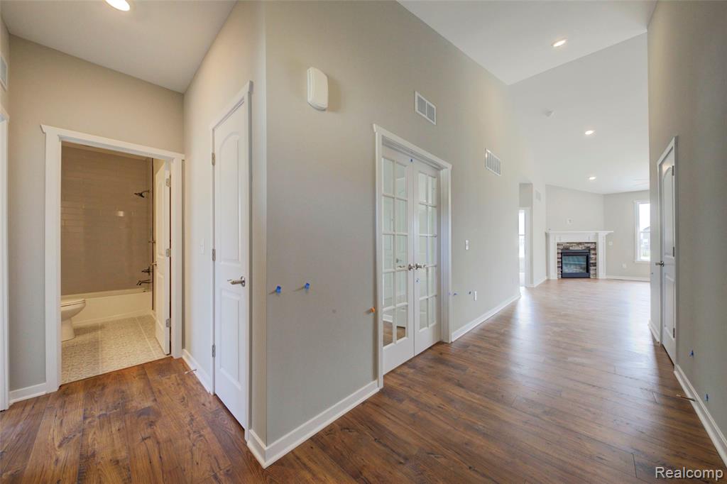 659 ROUND ROCK DR, Howell, MI 48843 — Photo 3