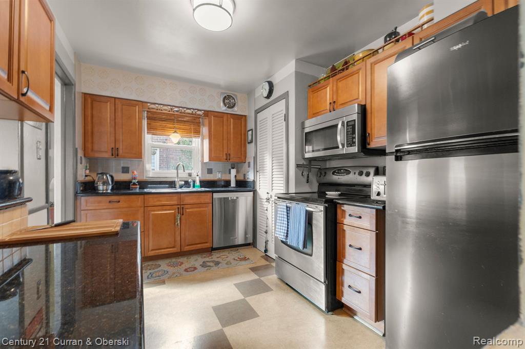 515 N WAVERLY Street, Dearborn, MI 48128 — Photo 15