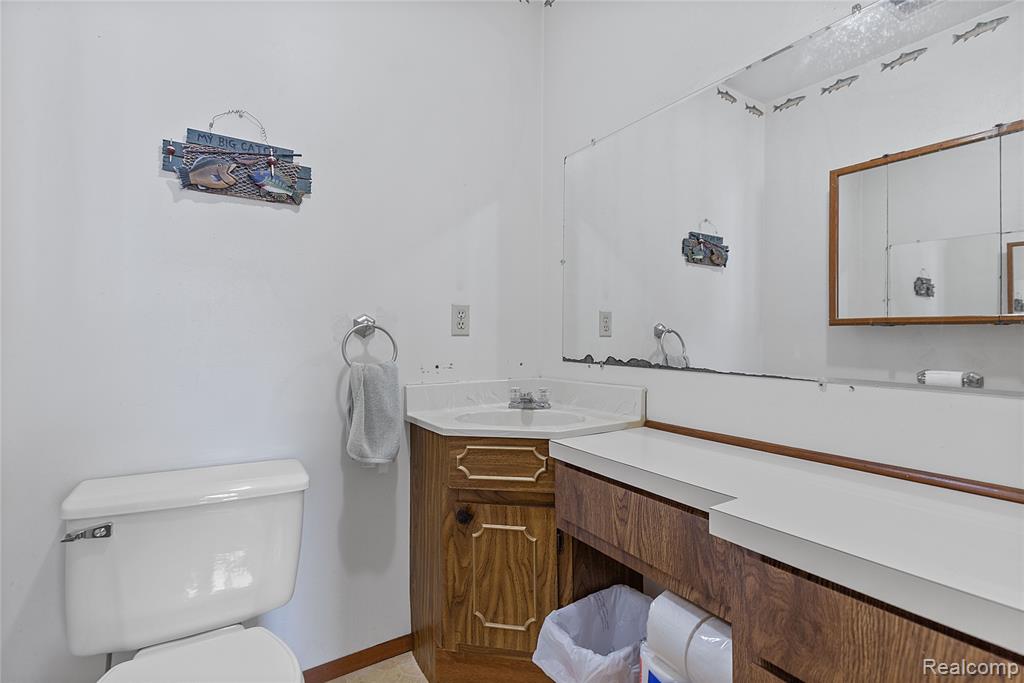 4440 Oakvista Avenue, Clarkston, MI — Photo 18