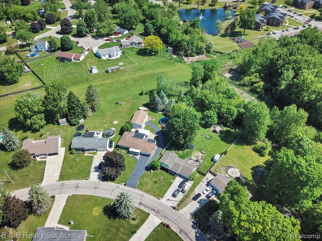 6229 Cold Spring Trail, Grand Blanc, MI 48439 — Photo 45