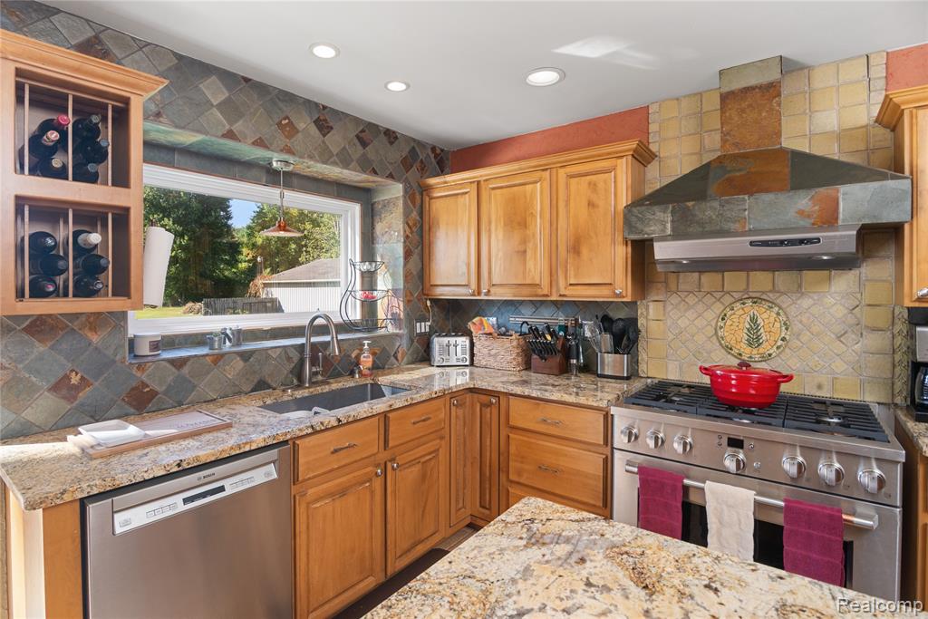 8145 Lindsey Road, Casco, MI 48064 — Photo 14