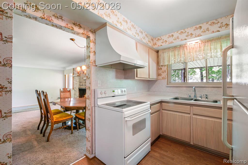 38230 Chartier Street, Harrison Township, MI — Photo 16