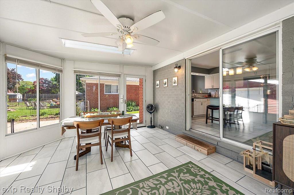 8929 HEADLEY Drive, Sterling Heights, MI 48314 — Photo 14