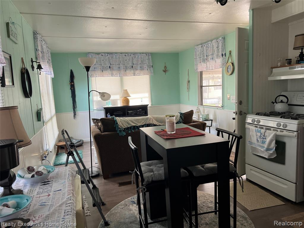 5767 Main Street, Lexington, MI 48450 — Photo 32