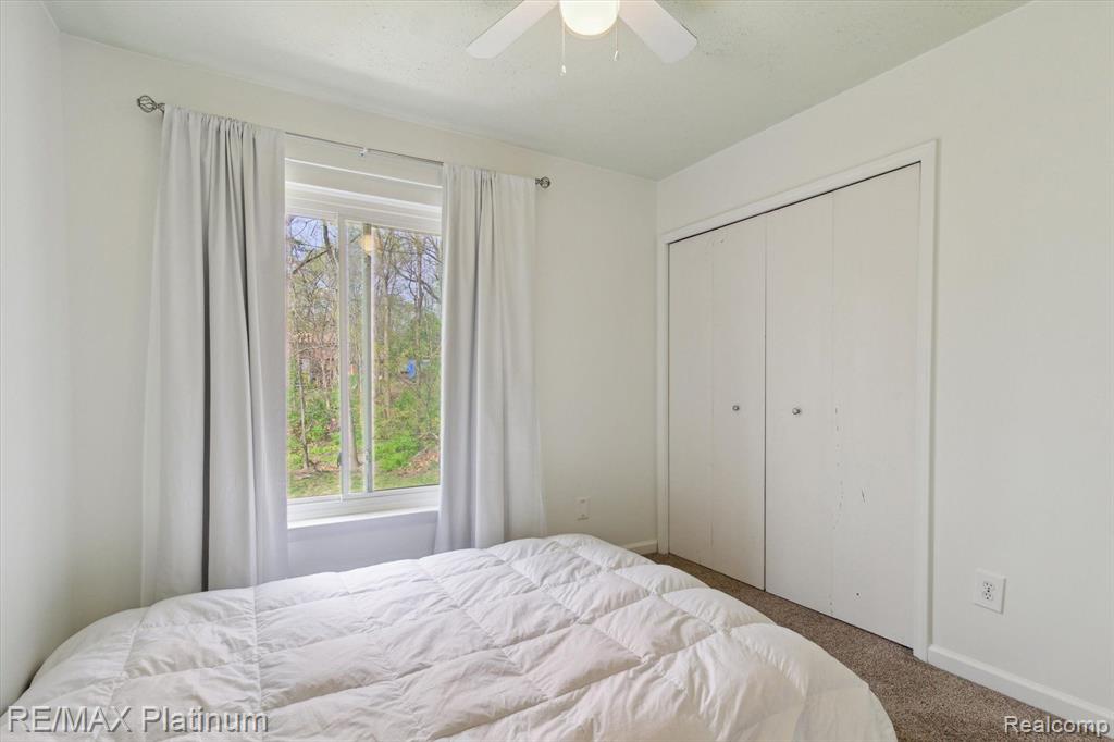 5440 BRADFORD Circle, Brighton, MI 48114 — Photo 27