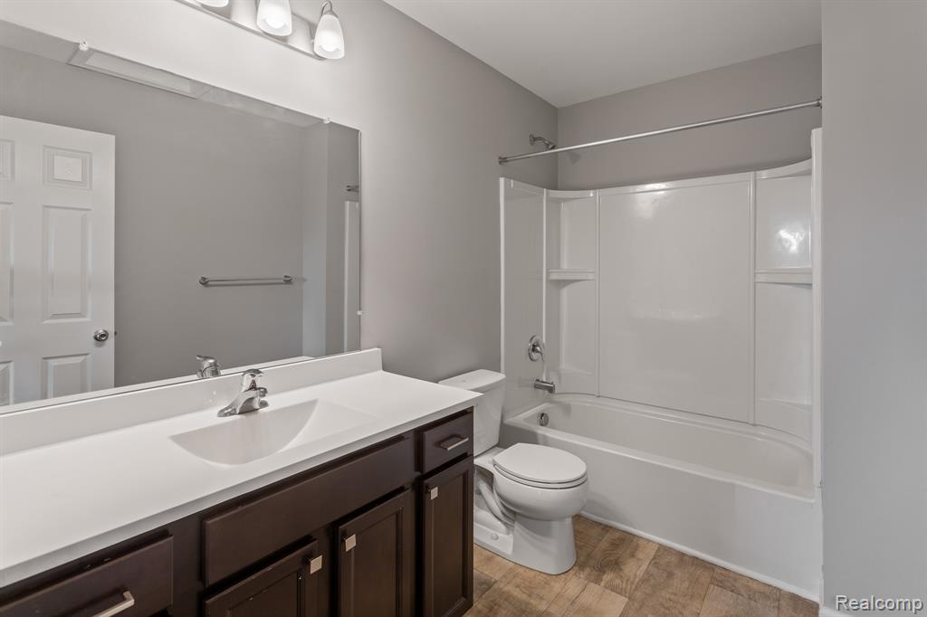 7193 PRIMROSE Lane, Grand Blanc, MI 48439 — Photo 16