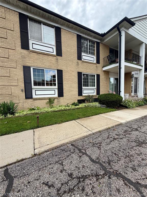 29117 Hayes Road, 3, Warren, MI 48088