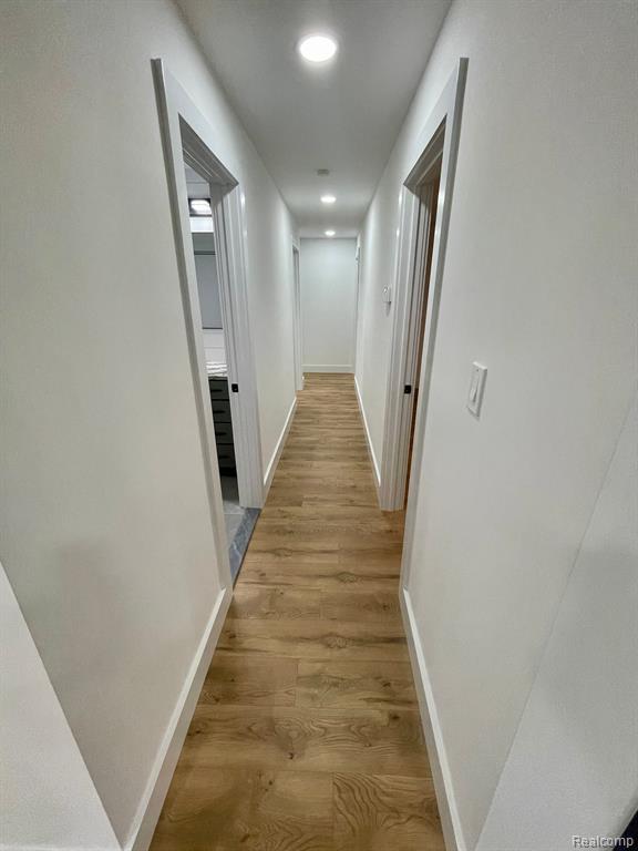 6560 NORTON Drive, Troy, MI 48085 — Photo 15