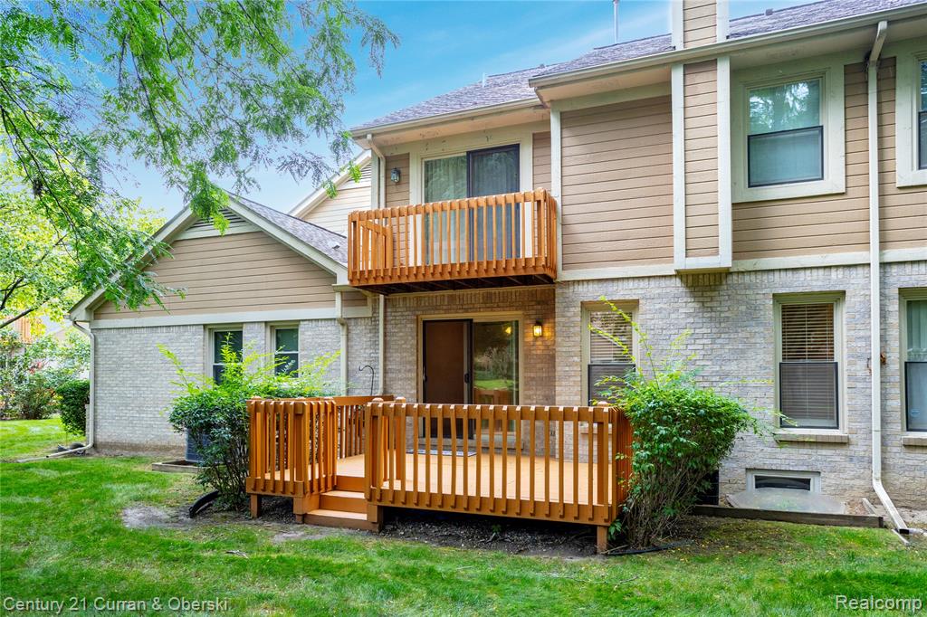 9429 Westwind Drive, Livonia, MI 48150 — Photo 36
