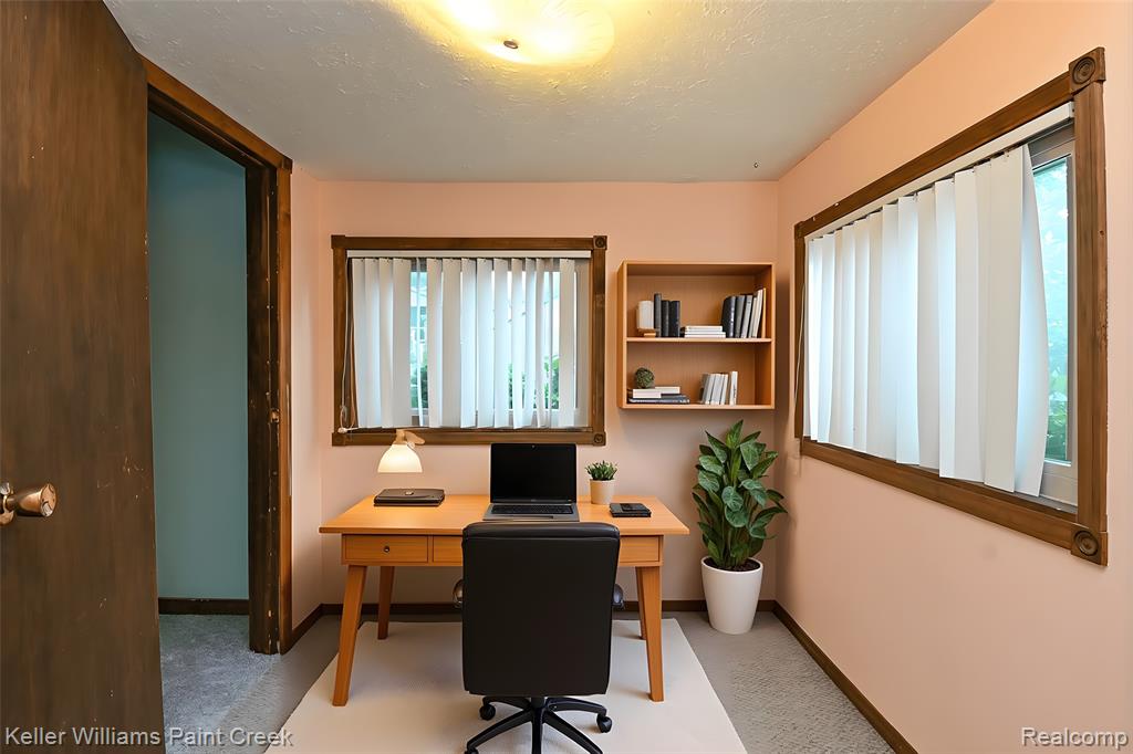 6903 Dandison Boulevard, West Bloomfield, MI 48324 — Photo 25