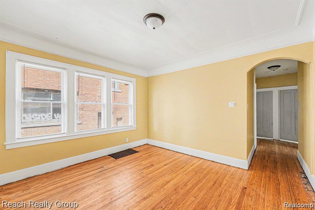 2984 CLEMENTS Street - Photo 3