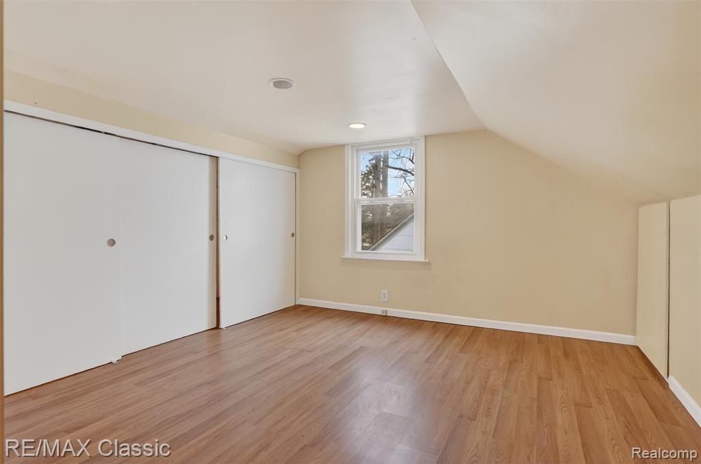 27359 Brettonwoods Street, Madison Heights, MI 48071 — Photo 19