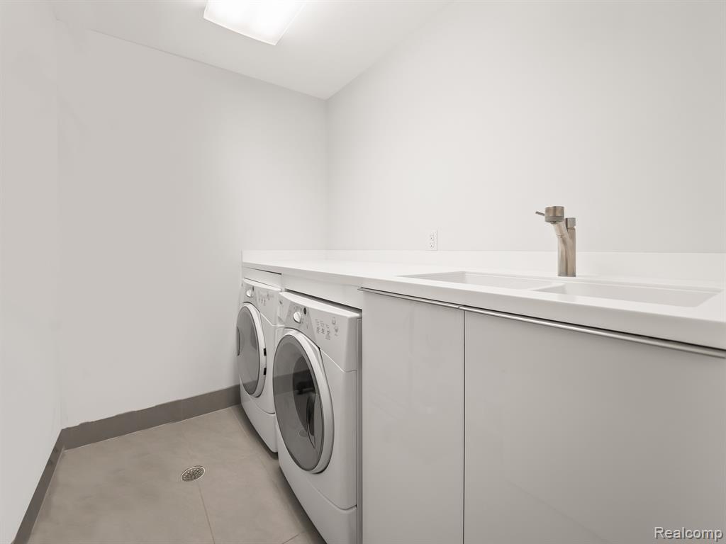 788 S BATES Street, Birmingham, MI 48009 — Photo 31
