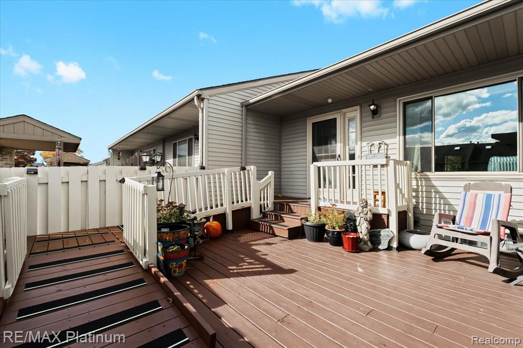 62180 Arlington Circle, 5, South Lyon, MI 48178 — Photo 4