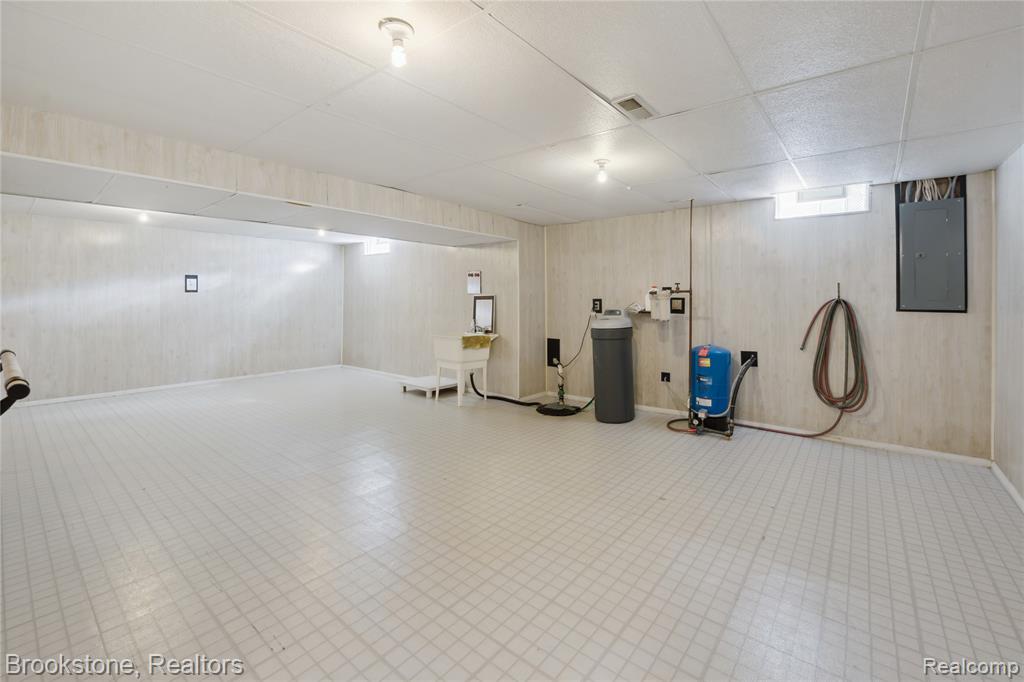 857 Quatro Lane, Addison, MI 48367 — Photo 31