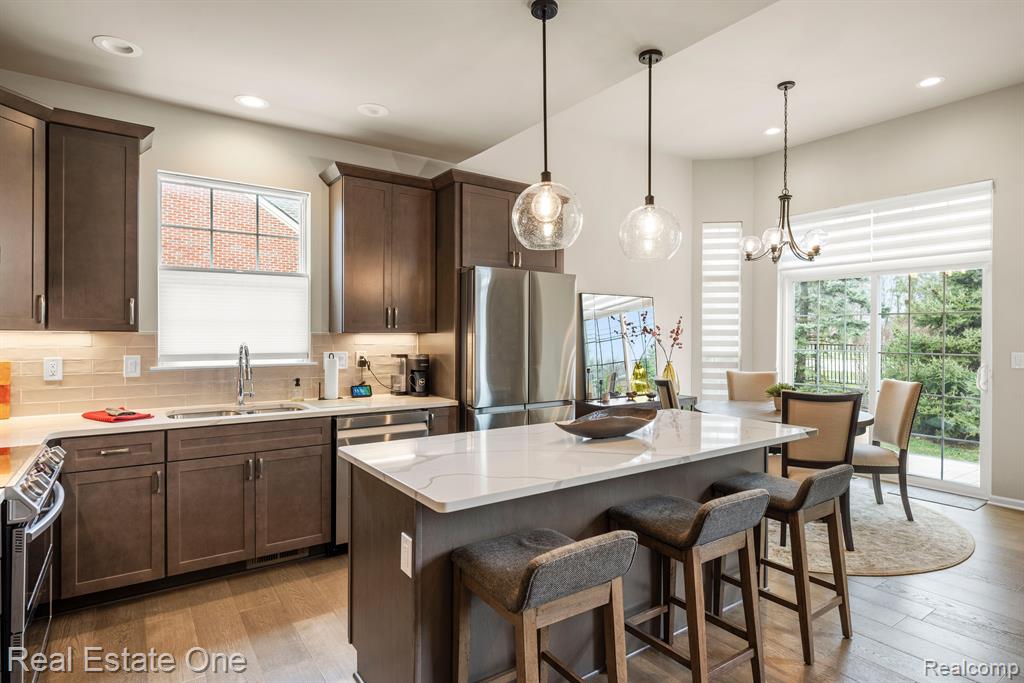 48582 EASTBRIDGE Drive, Canton, MI 48188 — Photo 11