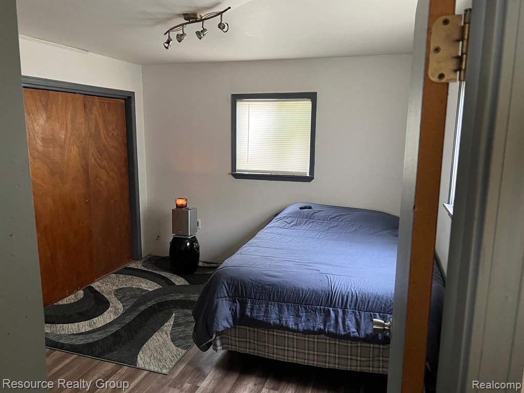 81 S Tasmania St. Street E, Pontiac, MI 48342 — Photo 12