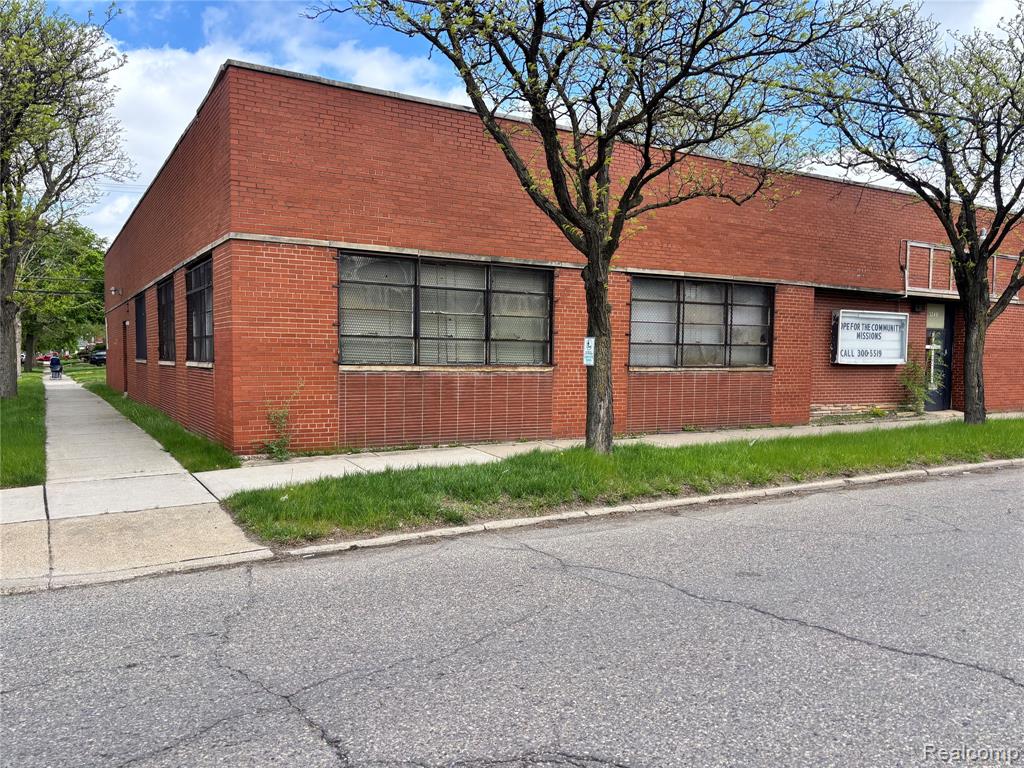 3240 Puritan - Photo 3