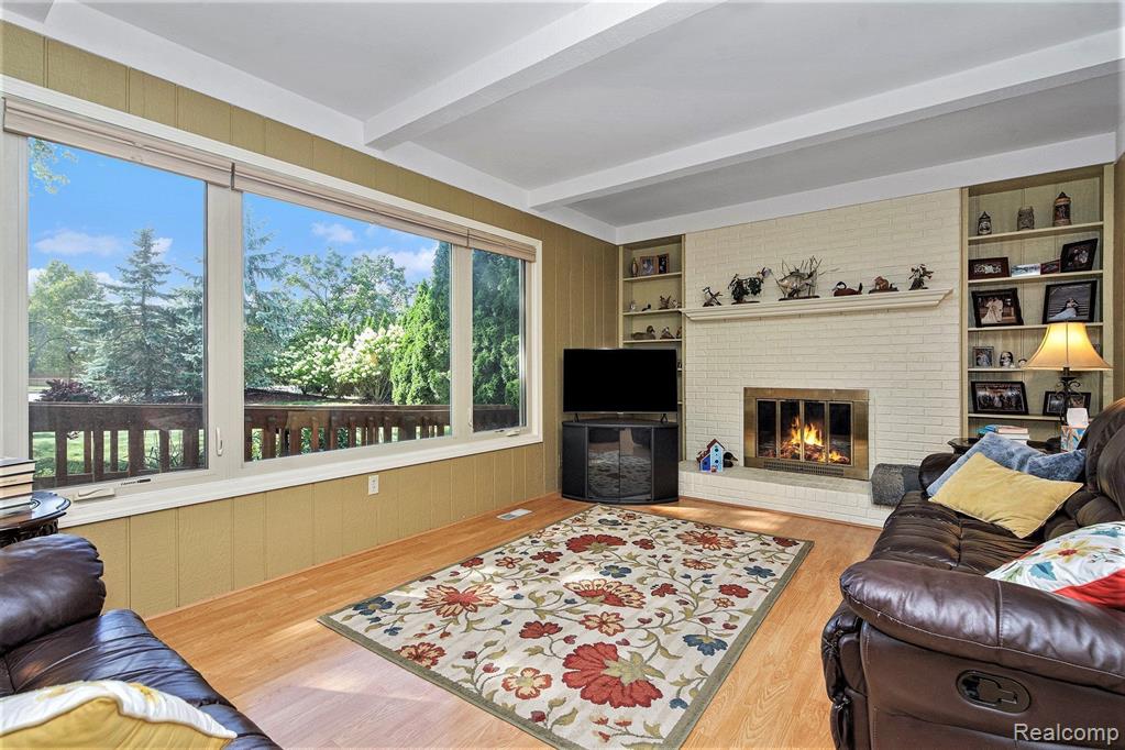 16155 WINCHESTER Drive, Northville, MI 48168 — Photo 20