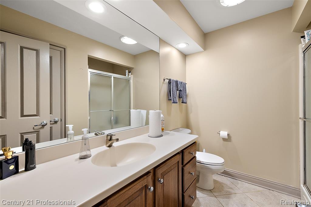 9310 Fairway Trail, Grand Blanc, MI 48439 — Photo 65