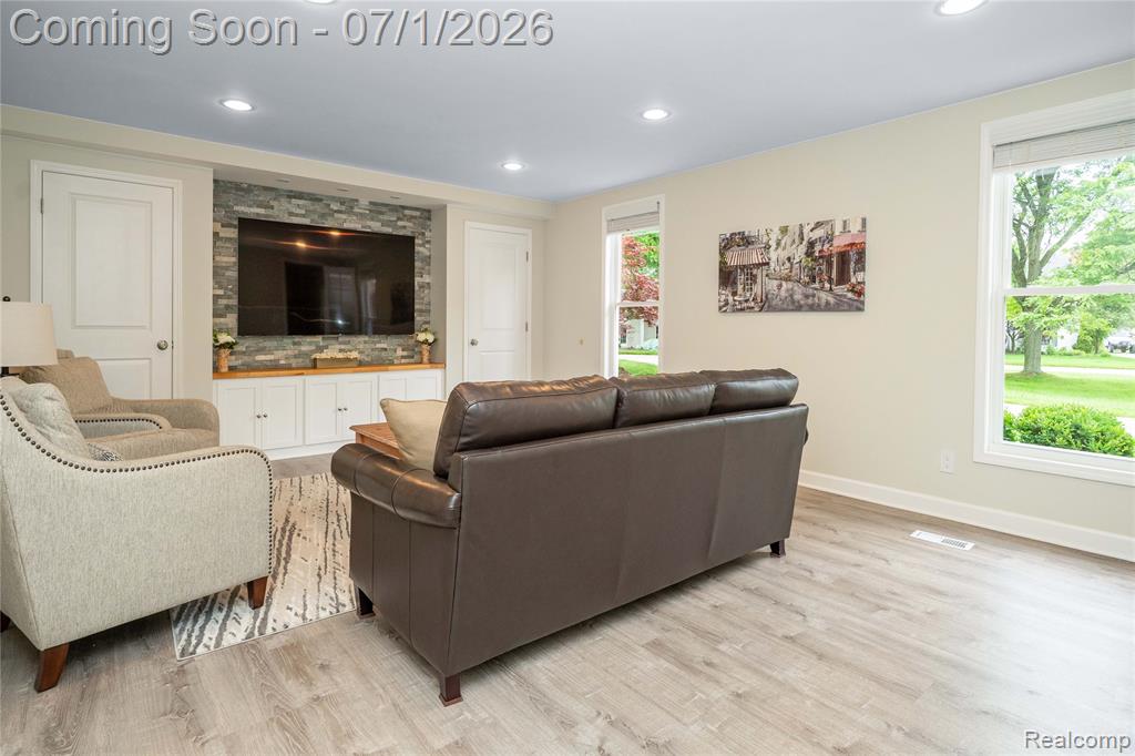 5441 Langlewood Drive, West Bloomfield, MI — Photo 4